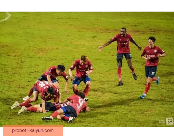 恰尔汗奥卢的传球区域解析：战术选择助力球队攻势表现亮眼