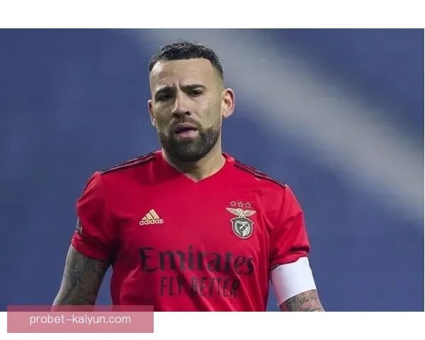 奥塔门迪头球能力强, 表现稳健助力球队防线稳定